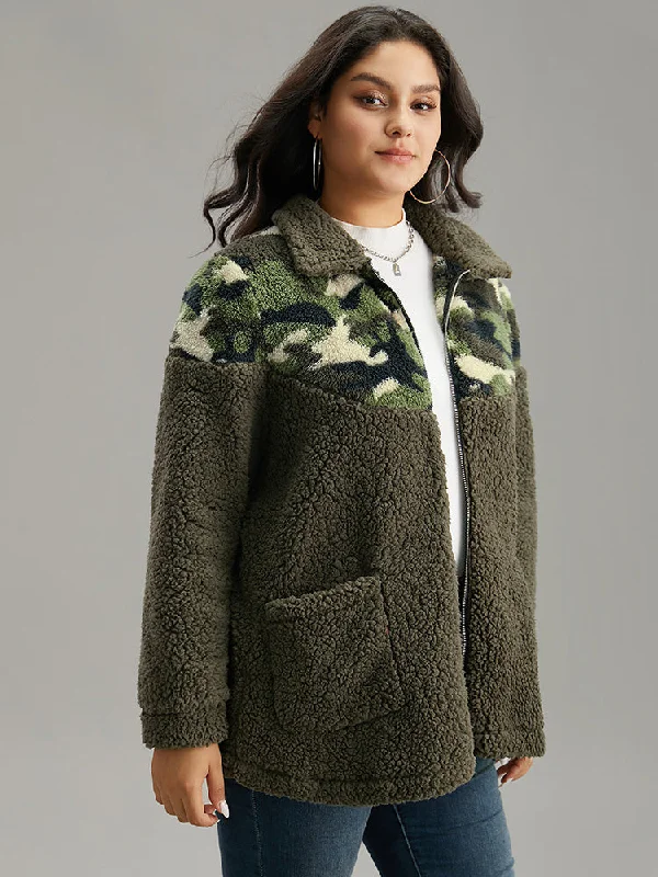 camo-patchwork-zipper-pocket-teddy-jacket