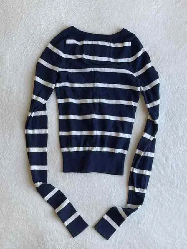 contrast-color-stripe-button-up-long-sleeve-knit