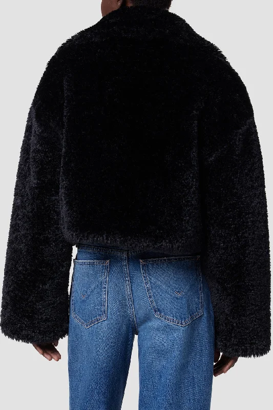 cropped-plush-teddy-fur-jacket-blk