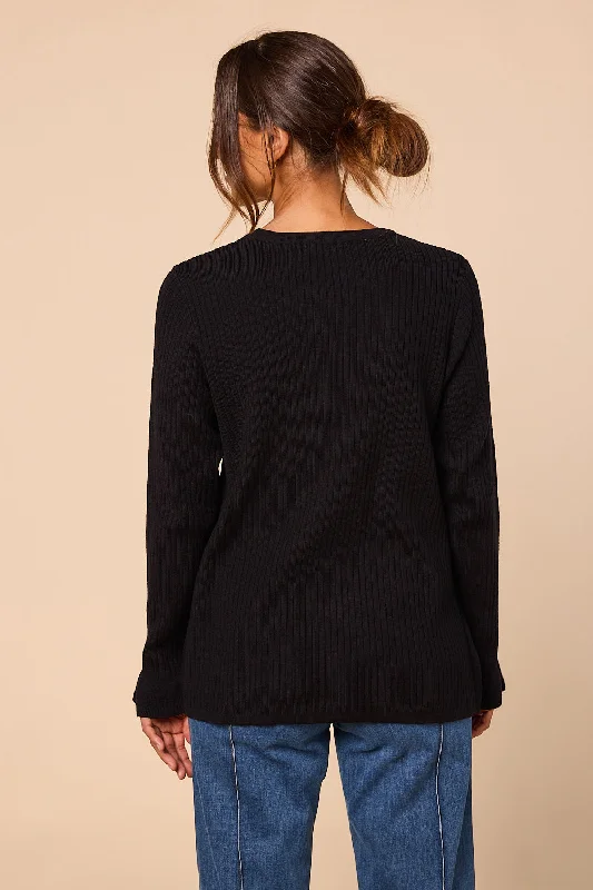 long-sleeve-knitted-top-in-black