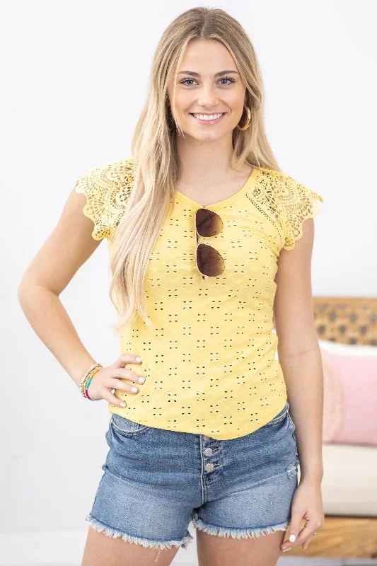 pastel-yellow-eyelet-embroidery-knit-top