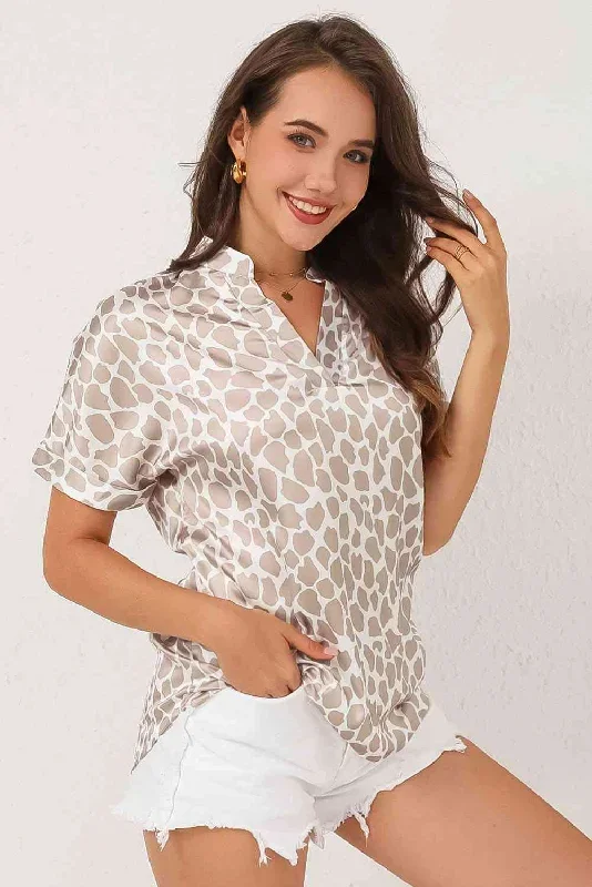 printed-notched-neck-short-sleeve-top