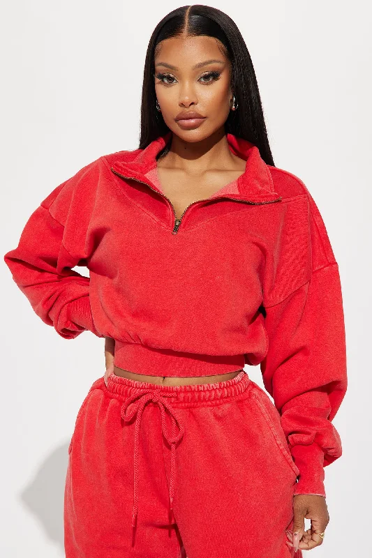 Rested Lounge Pullover - Red