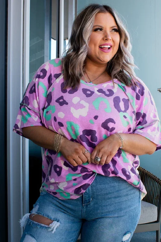 rose-leopard-kiss-print-plus-size-short-sleeve-tee