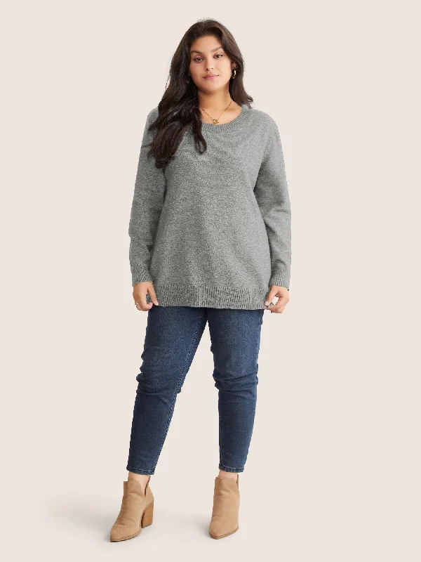 supersoft-essentials-solid-heather-twist-back-pullover