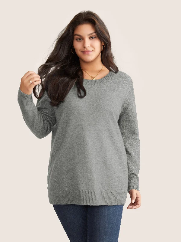 supersoft-essentials-solid-heather-twist-back-pullover