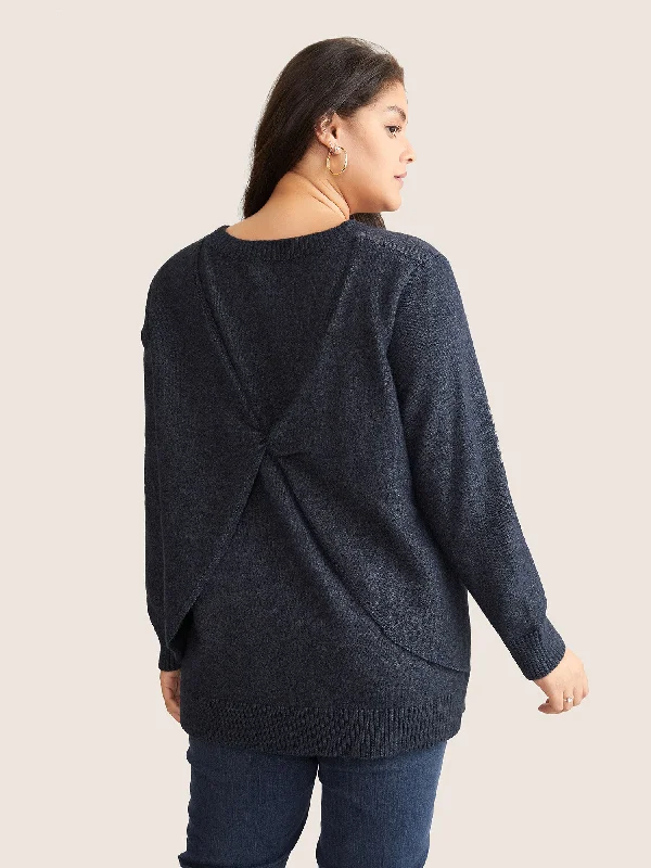 supersoft-essentials-solid-heather-twist-back-pullover