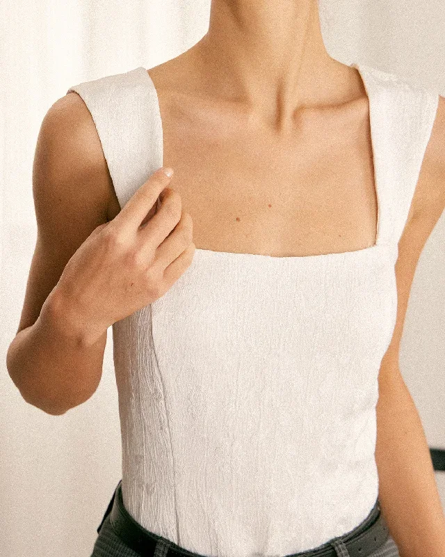 the-white-square-neck-jacquard-tank-top