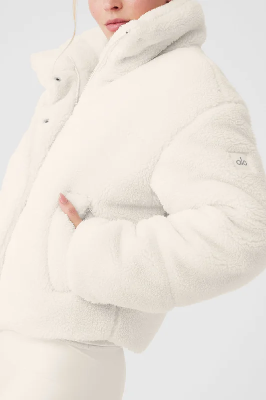 w4473r-sherpa-snow-angel-puffer-ivory